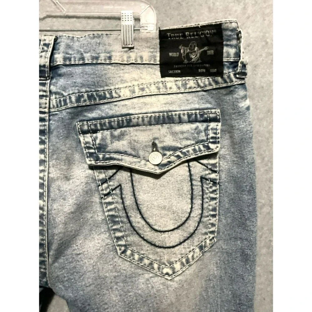 True Religion Rocco Relaxed Skinny Jeans Size 40 Light Acid Wash Denim